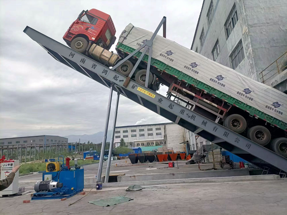 液压翻板车